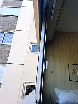 Perv10: διαδικτυακό σόου στην κάμερα