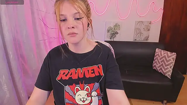 MillySandlerr Adlı Modelin Canlı XXX Sohbeti