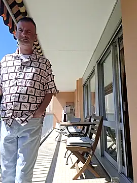 Pokazy przed kamerką – Perv10
