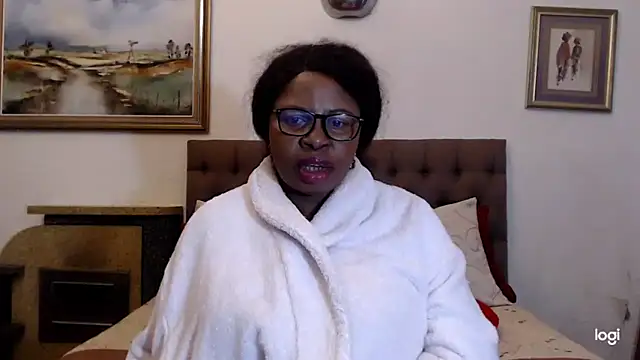 OmegaLipps live XXX chat