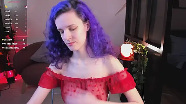 AuraLaunni's Live XXX Chat