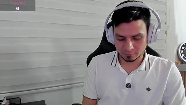 Chat XXX en directo de Rick_Adams