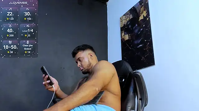 Big_furry_bear13 Live XXX-Chat