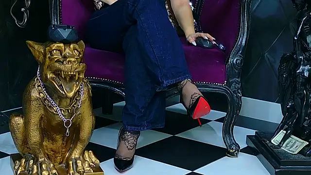 FinDomKaya's Webcam Show