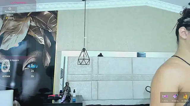 kimCosseyy – Naživo XXX chat