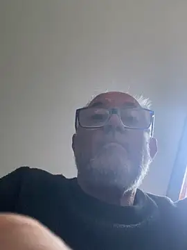 naughtygrandad1 webcam show