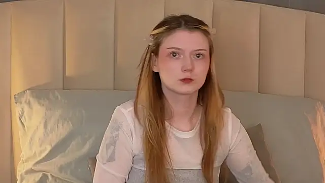 AlyssFrost's Live XXX Chat