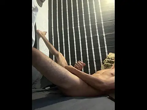 DarkCamBoy Adlı Modelin Canlı XXX Sohbeti