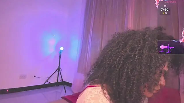 Vnus_ Show in webcam