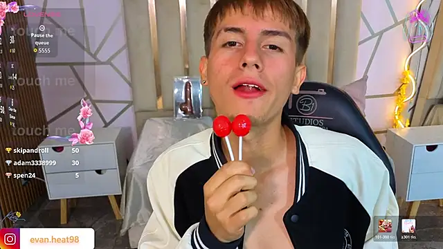 Онлайн чат XXX EVAN_TAY