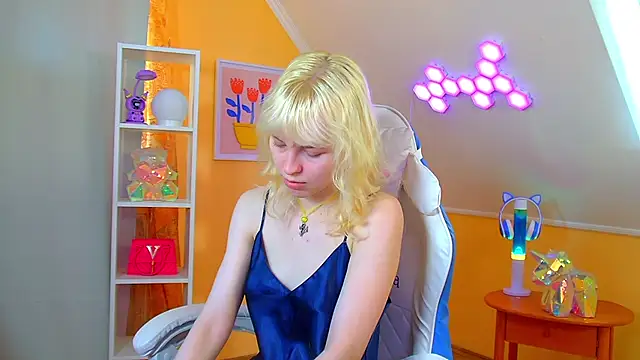 Živý XXX chat HannahHollis