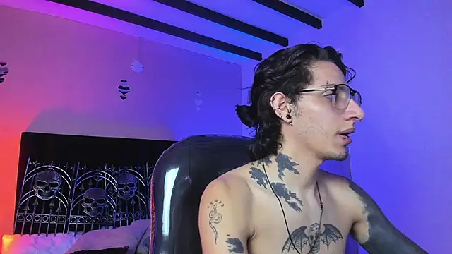 Vergil_Noir_ Chat XXX live