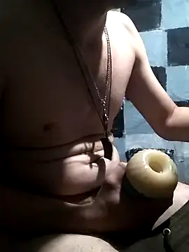 Wero4200 লাইভ XXX চ্যাট