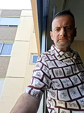 Perv10 élő XXX-chatje