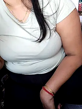 QueenHaryanaa Live XXX-Chat