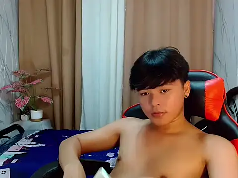 yourhotasiandoms 网络视讯表演