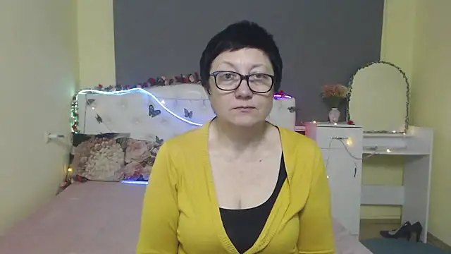 EmilyL0ve – Naživo XXX chat