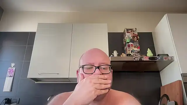 theitalianbear Live XXX-chat