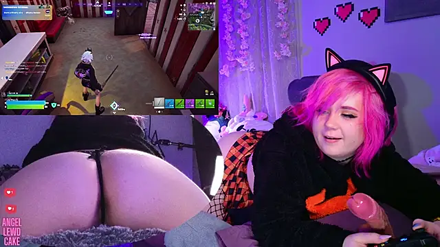 Chat XXX Live Angel-Lewd-Cake
