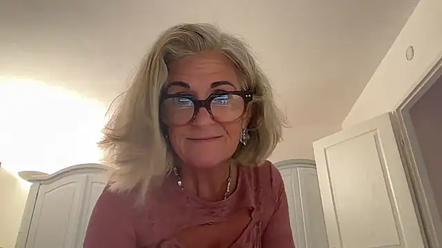 NaughtyMonicaUK Webcam-Show