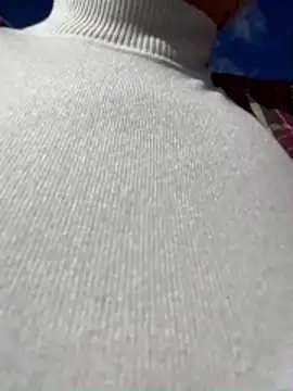 Laura_Miillf's Webcam Show