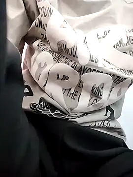 Karishma_88n Webbikameraesitys