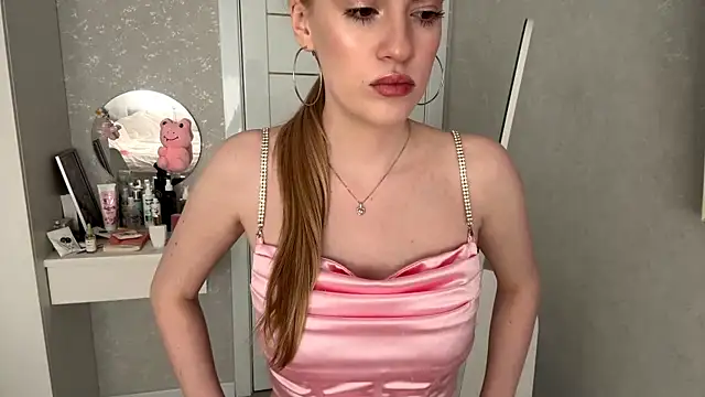 Between_Eeys' Live XXX Chat