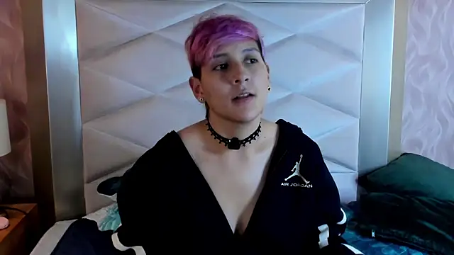 แชท XXX สดของ DannyRouds