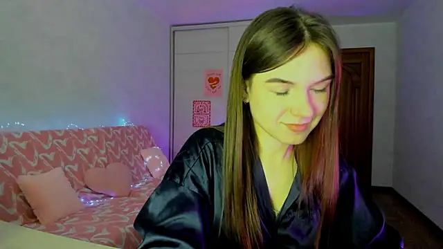 luna_lust_212 网络视讯表演
