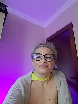 LunaBlaise Chat XXX in diretta