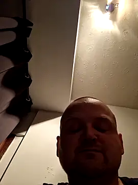 Živý XXX chat P4YNE