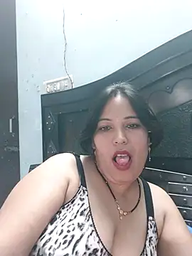 Poojabhabi101: απευθείας συνομιλία ΧΧΧ