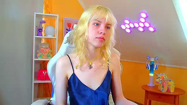 Онлайн чат XXX HannahHollis