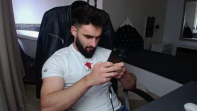 MicahLane Show in webcam