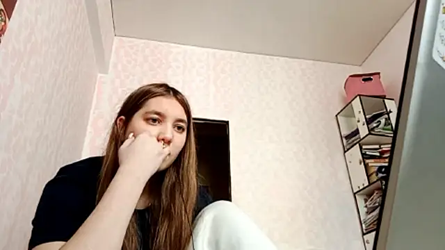 JanineThielman – Naživo XXX chat