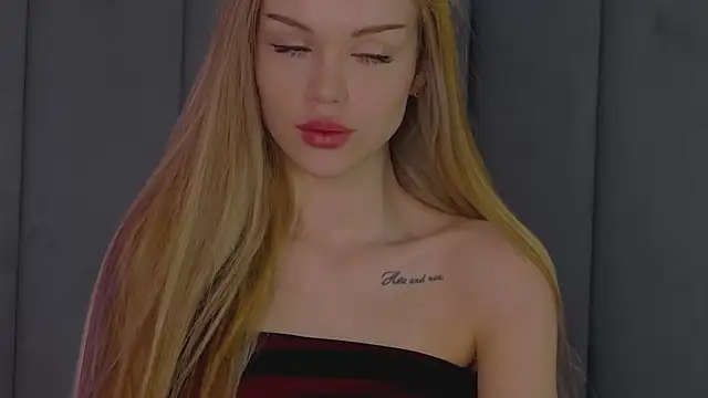MarilynNova's Webcam Show