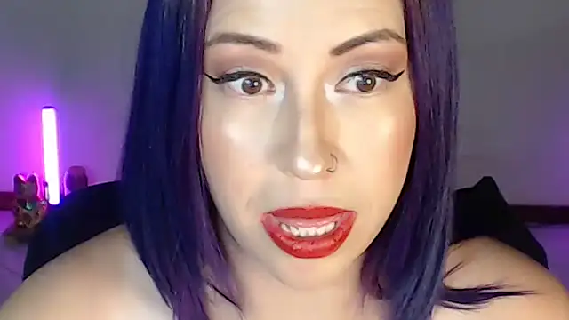 charlottezoe15's Live XXX Chat