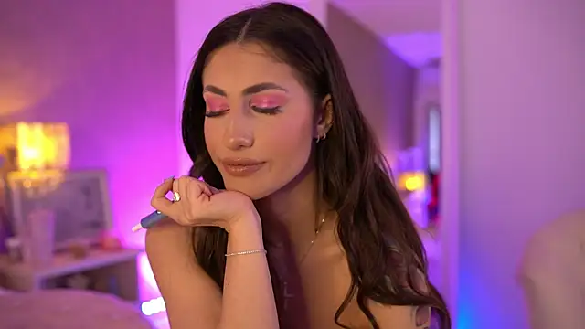 OhhAisha Live XXX Chat