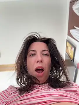Almmaxxxx Chat XXX live