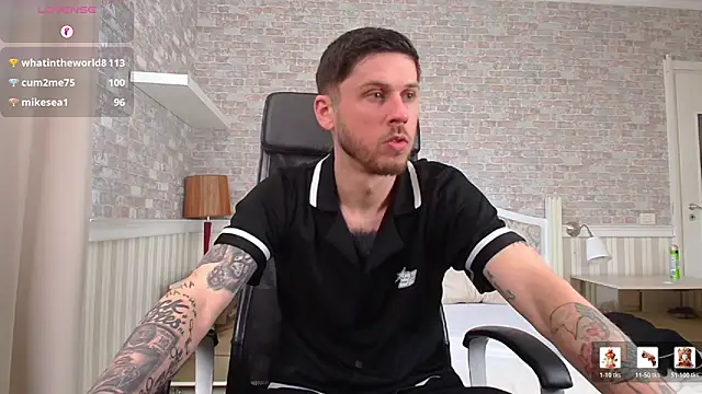 JonahShaw's Live XXX Chat