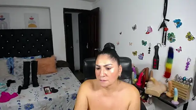 mature_bigboobs10's Live XXX Chat