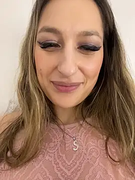 Chat +18 de Alyxra ao vivo