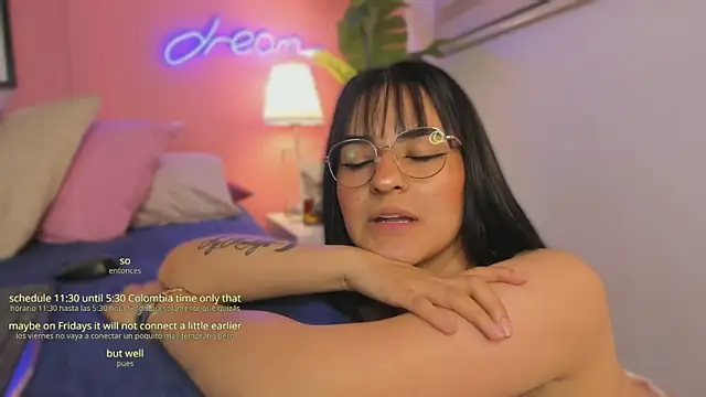 Chat +18 de SoySaraa ao vivo
