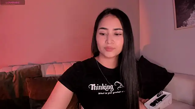 lara_madisson: απευθείας συνομιλία ΧΧΧ