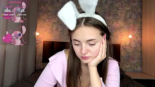 LoraDavi's Live XXX Chat