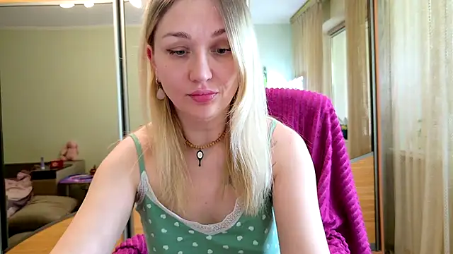 Hotty_Evochka Obrolan Langsung XXX