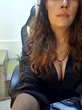 Isabella_Martin Chat XXX live