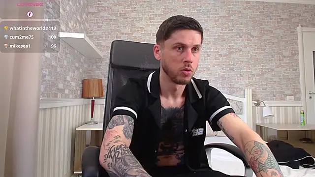 Chat +18 de JonahShaw ao vivo