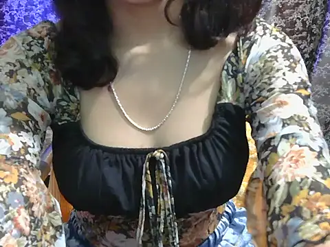 Adorable_Ayesha Chat XXX in diretta