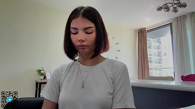 MarylnMonnier Adlı Modelin Canlı XXX Sohbeti